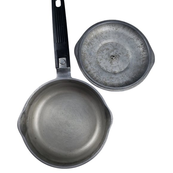 Vintage Magnalite Classic 1Q 2Q Pots with Lids Double Pour Spouts China Si06b - Picture 5 of 10